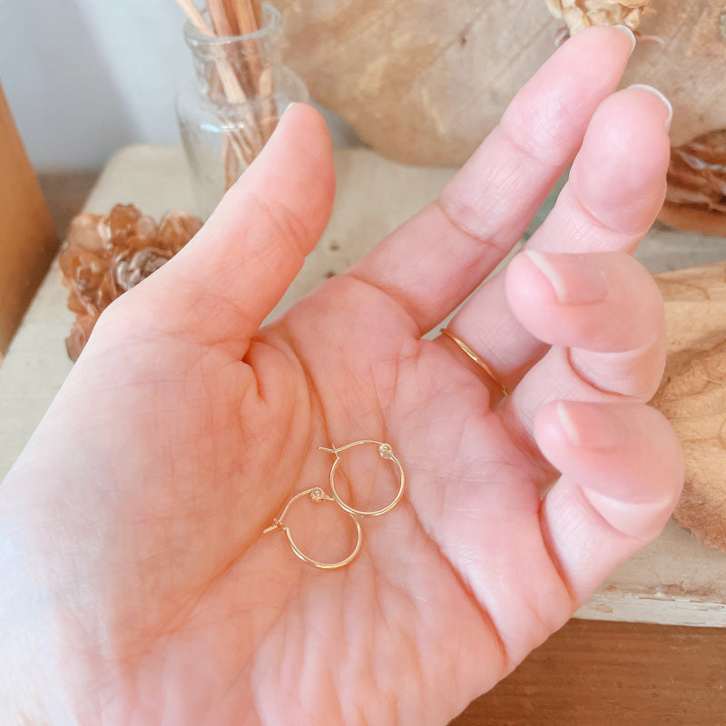 LA直輸入14K ピアス Hoop Pierce 1.0mm カリフォルニアゴールド 14金 イエローゴールド 資産価値 シンプル レディース メンズ プレゼント 本物 保証付き ER1909