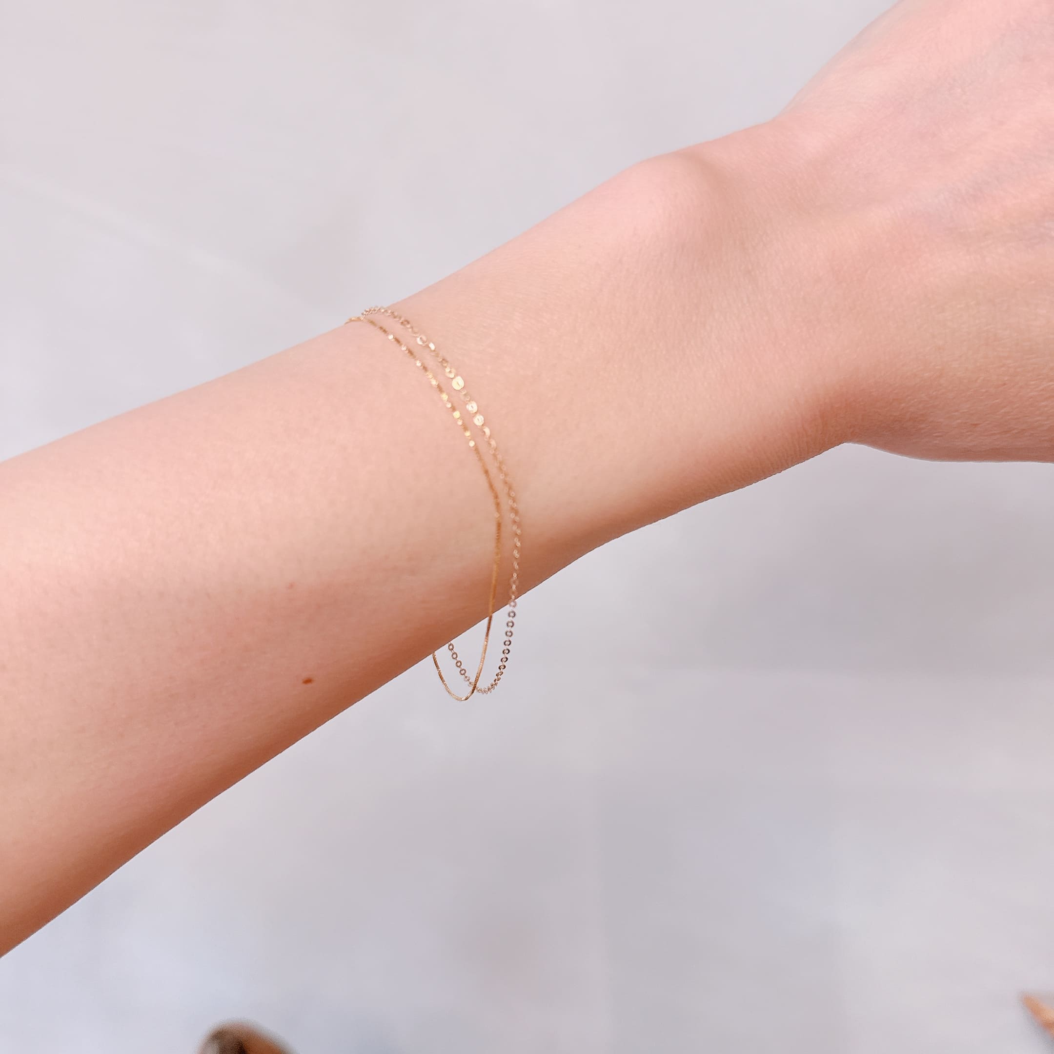 ARTAUM 普段着に合うジュエリー直輸入 14K Gold Yellow 0.5mm Classic Box Chain NE030 ブレスレット 17cm レディース ユニセックス 14K 資産価値 華奢 シンプル 本物 保証付き