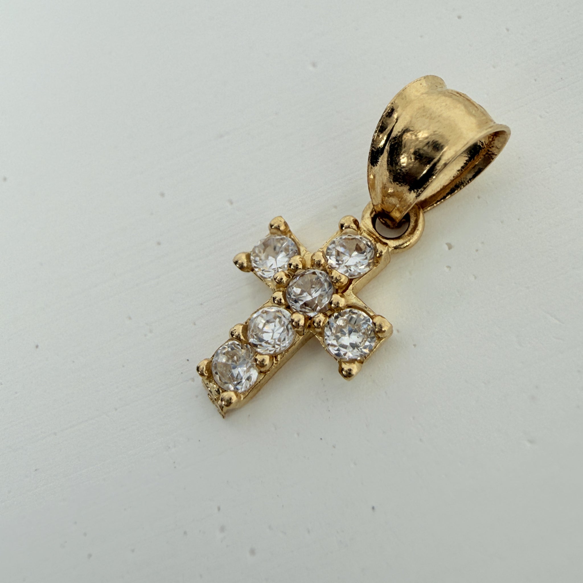 LA直輸入14K Gold Cross ペンダントトップ NE046 キュービックジルコニア 小ぶりクロス ユニセックス 本物の金 デイリー対応 ギフト 永久買い取り保証