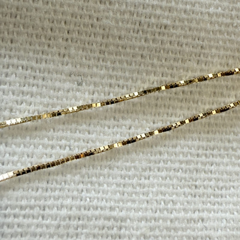 ARTAUM 普段着に合うジュエリーLA直輸入 14K Gold Yellow 0.5mm Classic Box Chain NE031-16 ネックレス 40cm レディース ユニセックス 14K 資産価値 保証付き