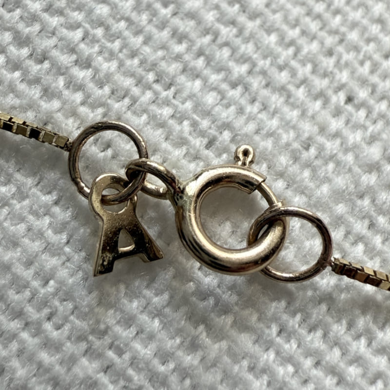 ARTAUM 普段着に合うジュエリーLA直輸入 14K Gold Yellow 0.5mm Classic Box Chain NE031-16 ネックレス 40cm レディース ユニセックス 14K 資産価値 保証付き