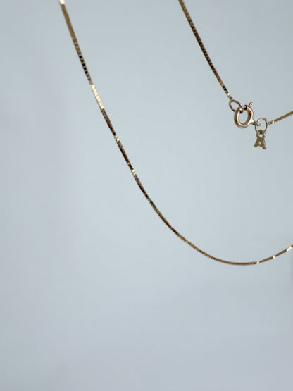 ARTAUM 普段着に合うジュエリーLA直輸入 14K Gold Yellow 0.5mm Classic Box Chain NE031-16 ネックレス 40cm レディース ユニセックス 14K 資産価値 保証付き