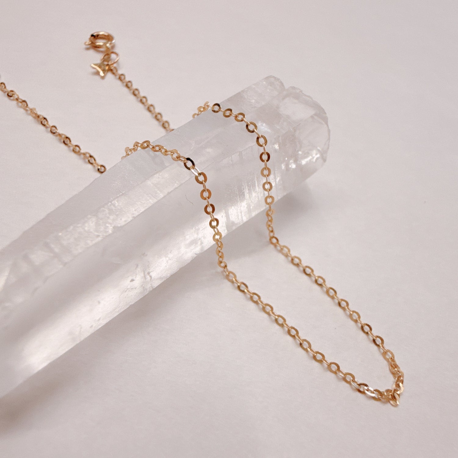 ARTAUM NE042｜14K イエローゴールド 1.1mm オーバルリンク ケーブルチェーン ブレスレット 17cm｜つけっぱなしOK・資産性のある本物の金・ユニセックス