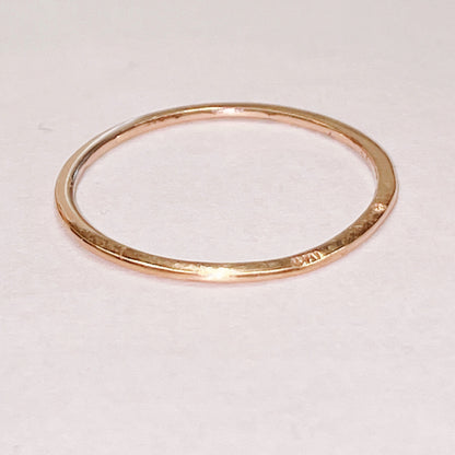 ARTAUM｜14K ゴールド フラットスキンリング 9号 華奢でシンプルな極細リング｜つけっぱなしOK ペアリングにもおすすめ NESR-9