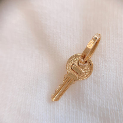 14K ゴールド 鍵モチーフ ペンダントトップ Small KEY ネックレスチャーム PT465 メンズ レディース ユニセックス アメリカ輸入 セレクト ジュエリー ギフト対応