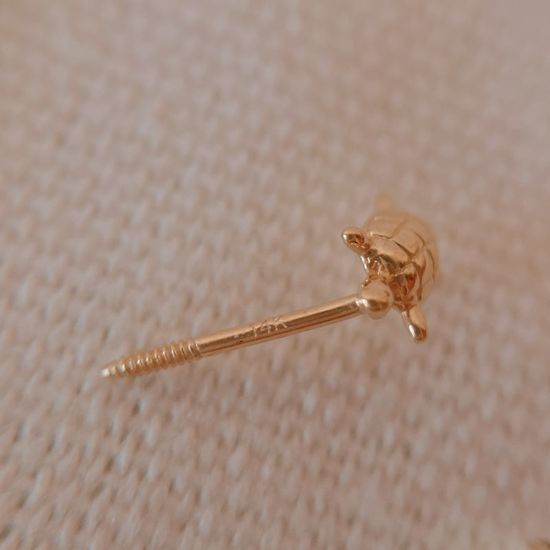 LA直輸入14K ピアス 亀 turtle Assorted Stud Earrings カリフォルニアゴールド 14金 資産価値 シンプル レディース メンズ プレゼント 本物 保証付き ST272