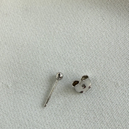 直輸入 14K ホワイトゴールド スタッズピアス 2mm ST780｜資産価値ある本物を日常＆ギフトに 生涯買取保証付