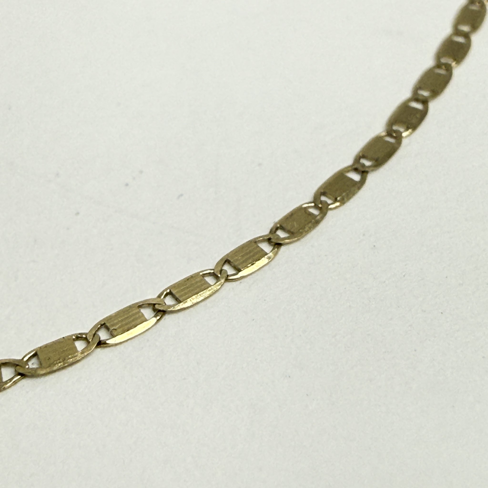 1.3mm Flat Valentino Chains Necklace 40cm｜K14 イエローゴールド｜ARTAUM