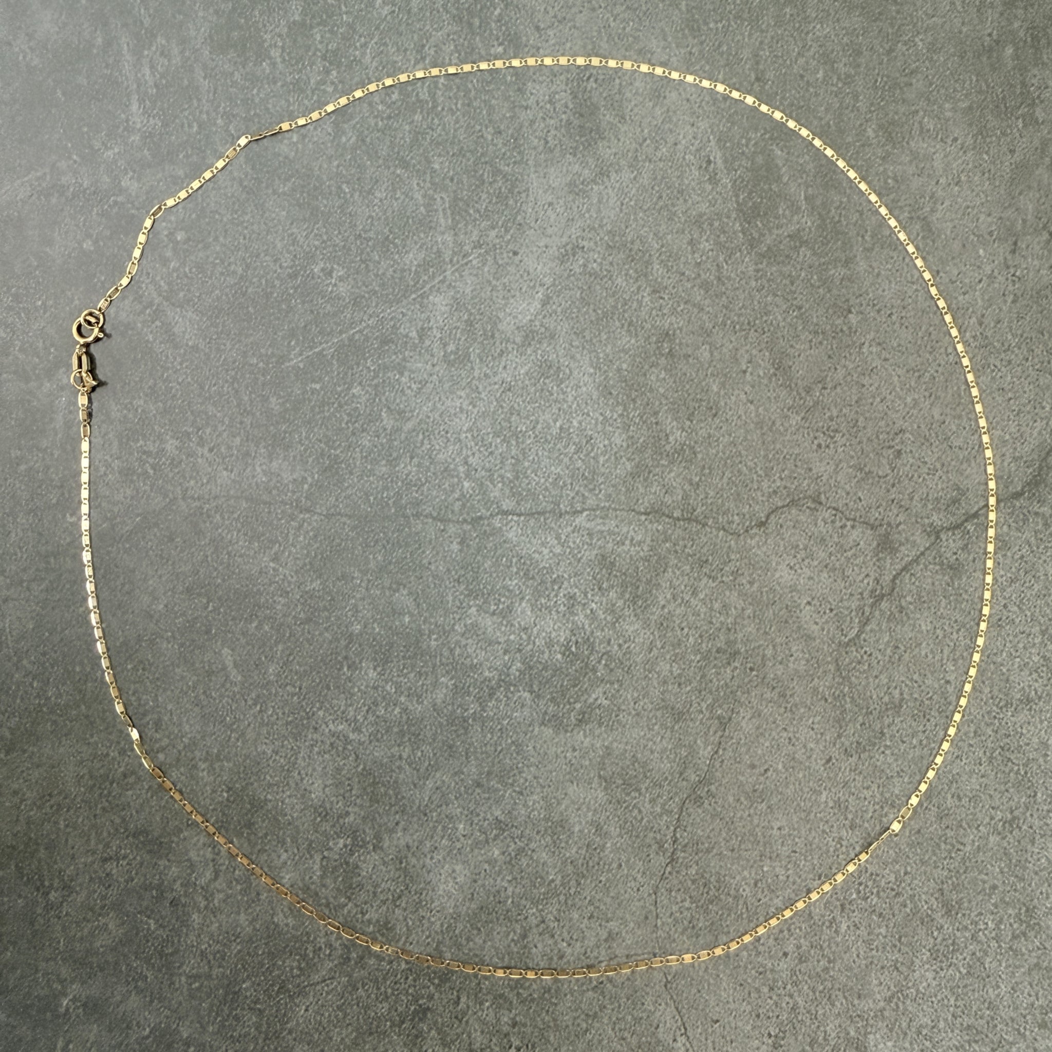 1.3mm Flat Valentino Chains Necklace 40cm｜K14 イエローゴールド｜ARTAUM