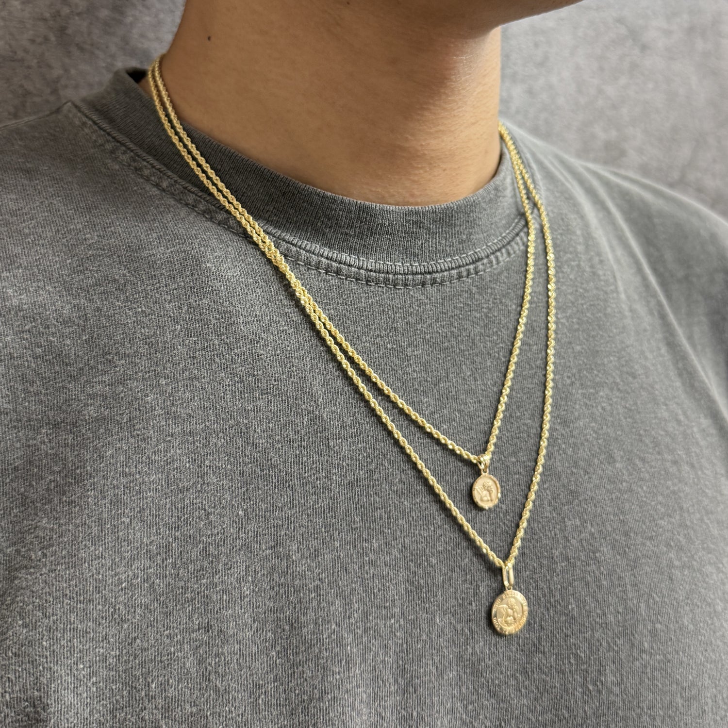 14K エンジェル コイン ペンダントトップ  PT2263 ネックレスチャーム ゴールド イエローゴールド シンプル お守り 幸運 レディース メンズ ユニセックス ギフト ARTAUM 輸入セレクト