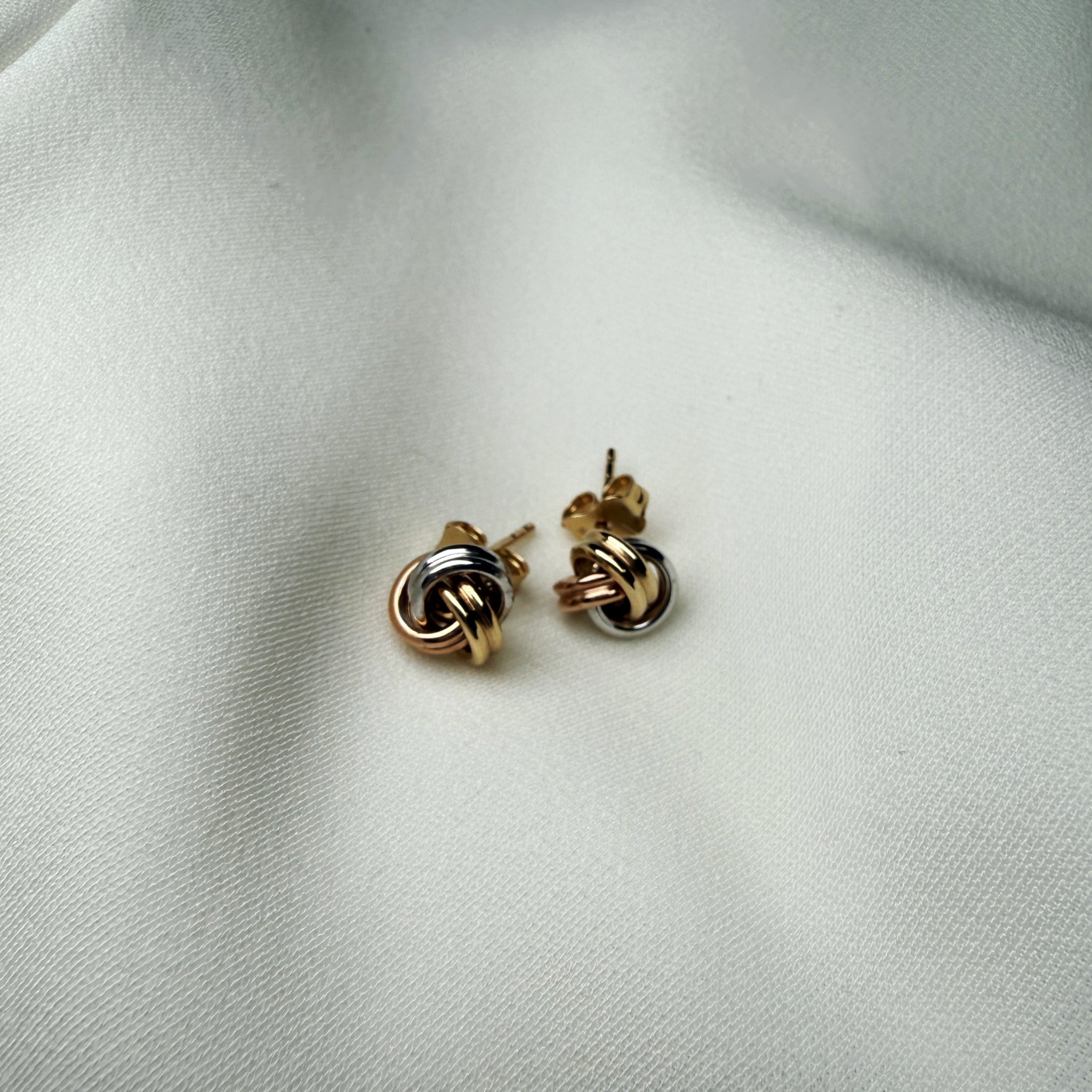 14K トリニティ ピアス 3カラー ゴールド ピアス ユニセックス シンプル 14金 LA直輸入 カリフォルニアゴールド ER719 保証付き