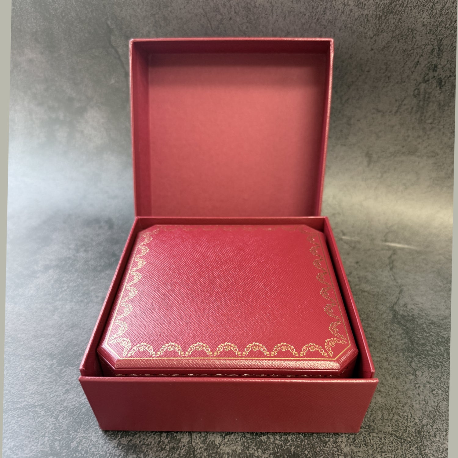 Cartier トリニティ ネックレス 42cm K18 CRB7224574PUX053 ブランドジュエリー 資産価値 ラグジュアリー レディース メンズ プレゼント 本物 保証付き