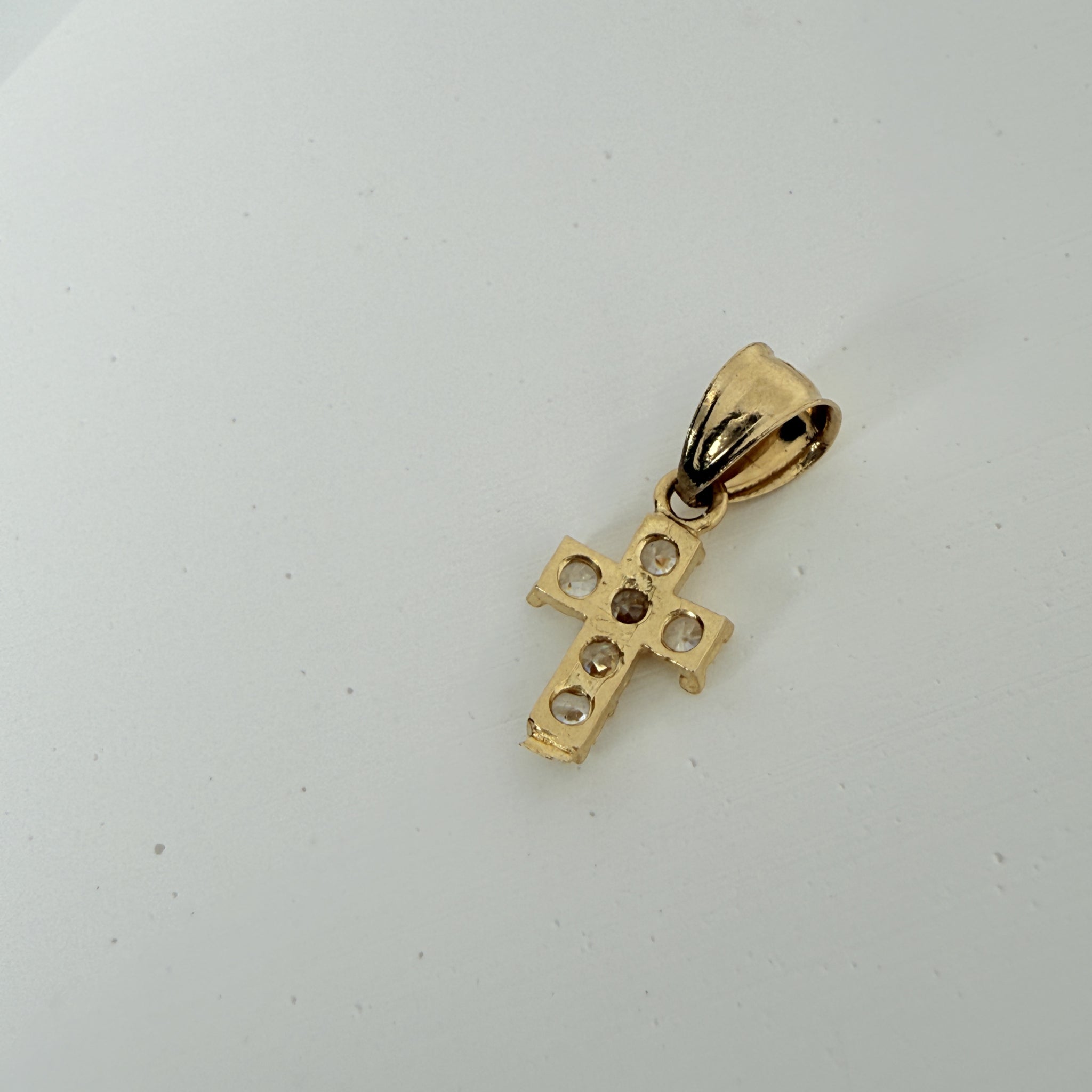 LA直輸入14K Gold Cross ペンダントトップ NE046 キュービックジルコニア 小ぶりクロス ユニセックス 本物の金 デイリー対応 ギフト 永久買い取り保証