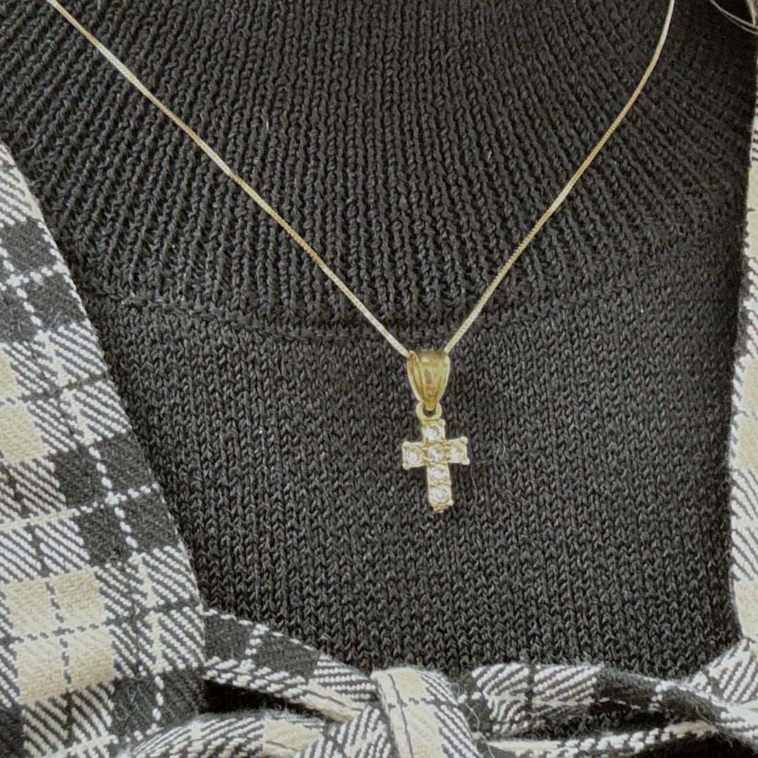 LA直輸入14K Gold Cross ペンダントトップ NE047 キュービックジルコニア 小ぶりクロス ユニセックス 本物の金 デイリー対応 ギフト 永久買い取り保証