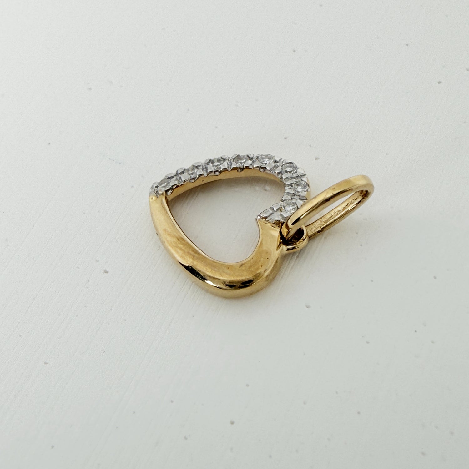 14K ダイヤモンド オープンハート ペンダントトップ 10mm｜本物の金×天然ダイヤ×つけっぱなしOK｜大人可愛いジュエリー PAF30693