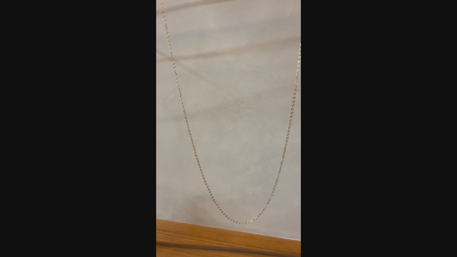 ARTAUM 普段着に合うジュエリー直輸入 14K ネックレス NAF1120 Gold Flat Shiny 1.1mm Oval Link Cable Chain 40cm NE044-16 レディース 資産価値 華奢 シンプル 本物 保証付き