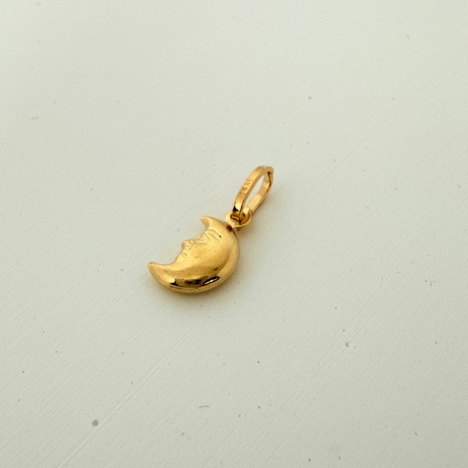 14K Moon ペンダントトップ  PT474 ネックレス チャーム ゴールド イエローゴールド シンプル お守り 幸運 レディース メンズ ユニセックス ギフト ARTAUM 輸入セレクト