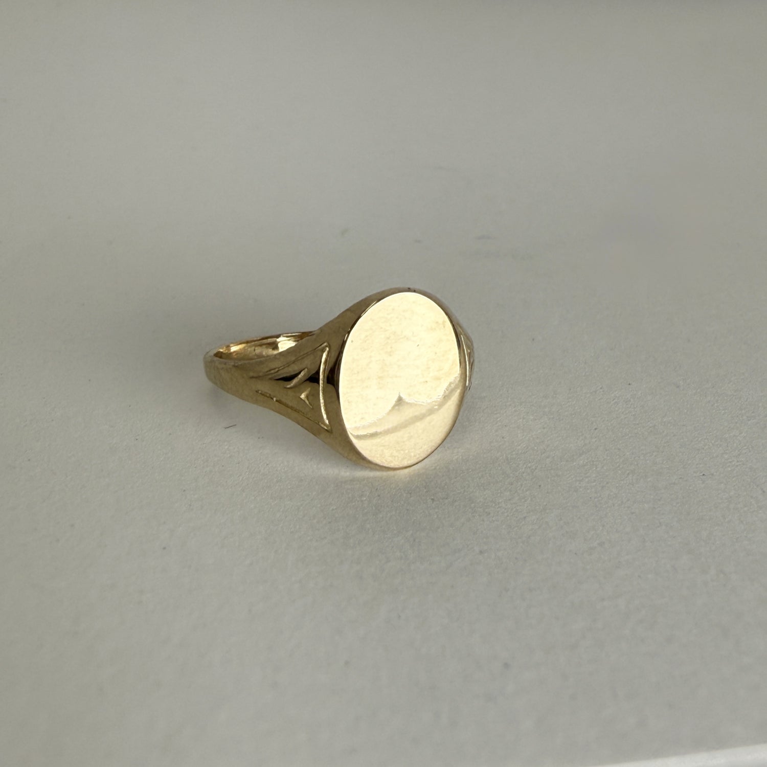 14K ゴールド シグネットリング RG2283 US4.5号 7号 8号 オーバルリング ユニセックス ピンキーリング 輸入セレクト ARTAUM